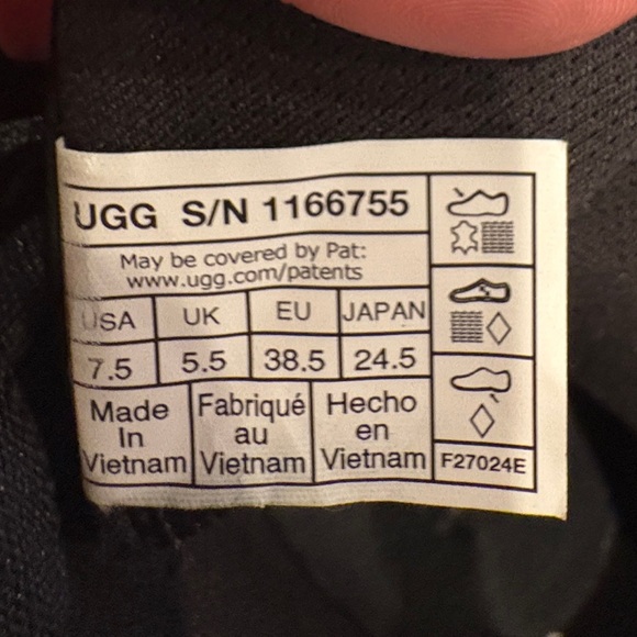 UGG Cakewalk Sneakers - Picture 5 of 6